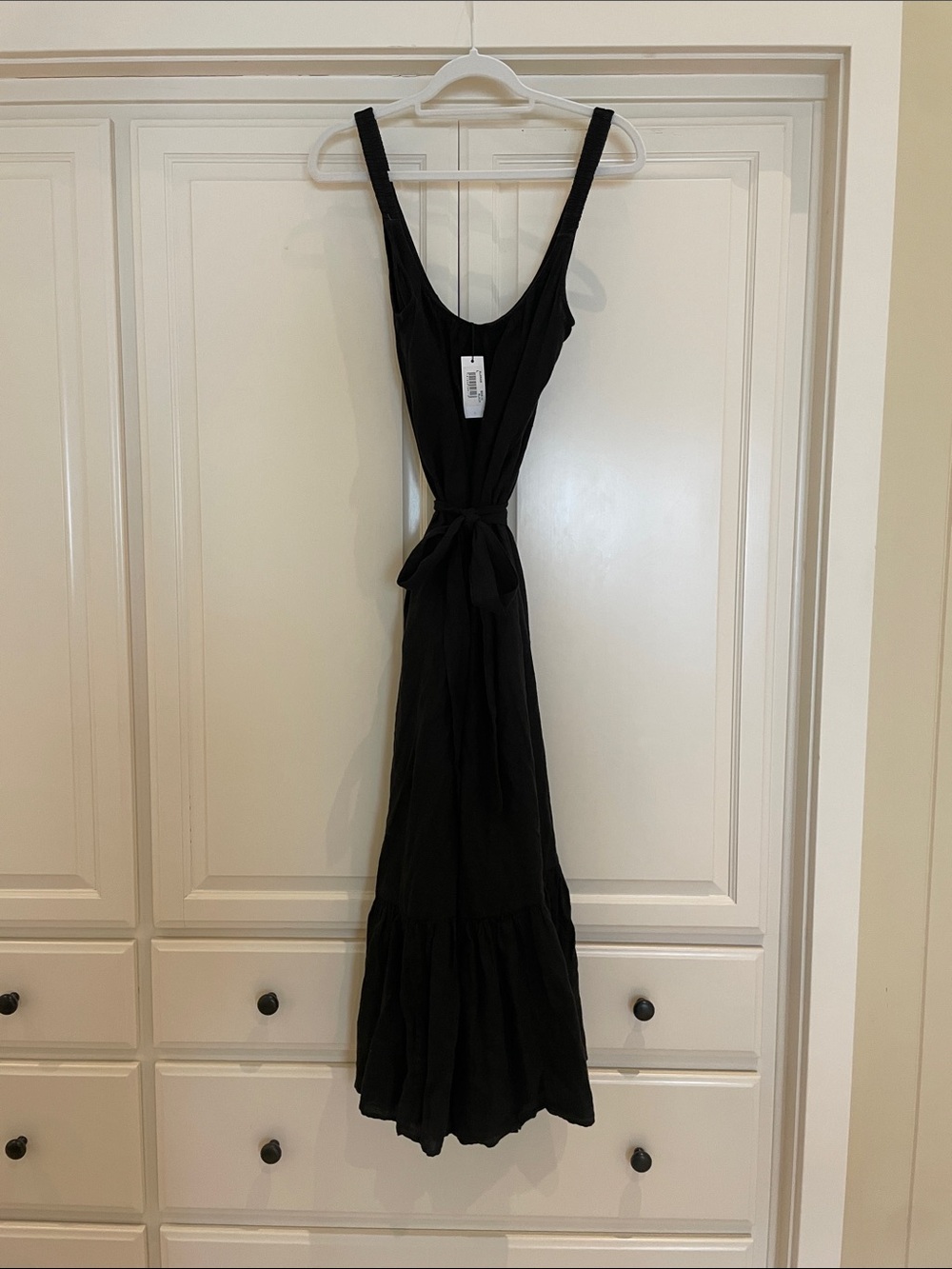 Velvet by Graham & Spencer Black Sleeveless Tie-Waist Maxi Dress
